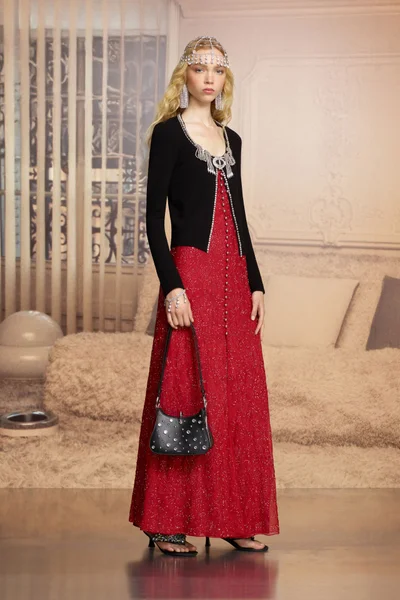 Look 17